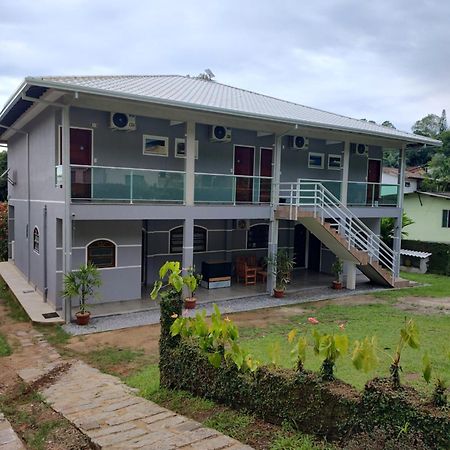 Pousada Recanto Familia Parati Esterno foto